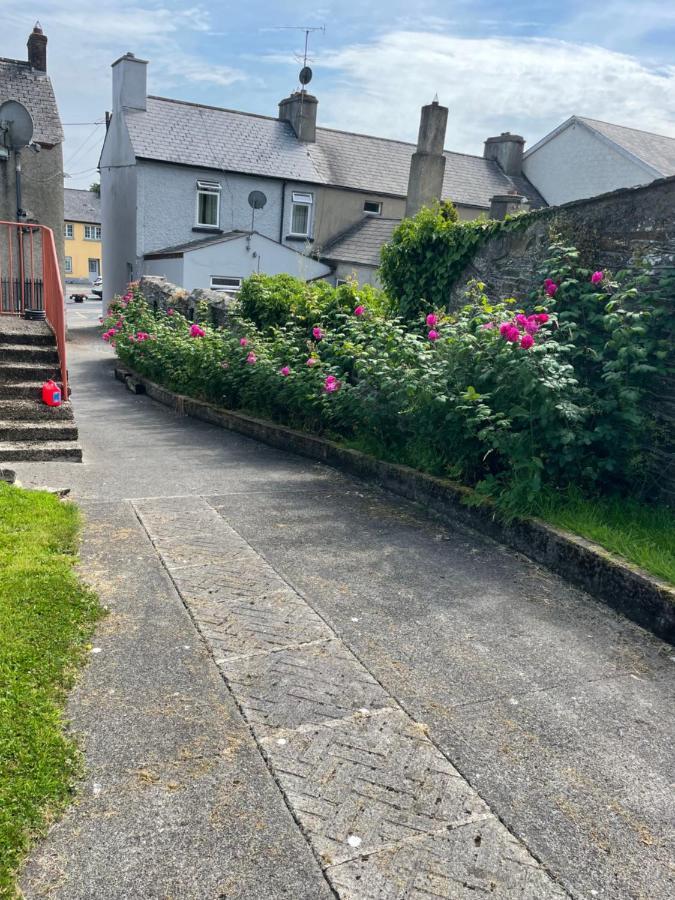 Ferienwohnung Large Townhouse With Gardens Kingscourt Exterior foto